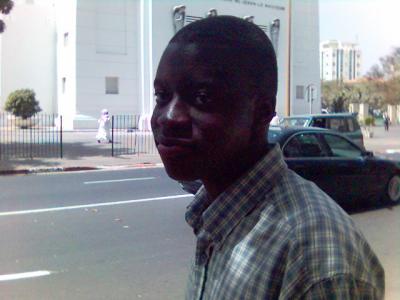 MOMO NIANG